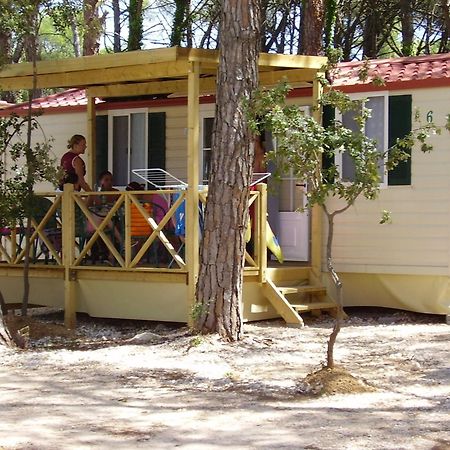 Mobile Homes Camping Biograd بيوغْغاد نا موغو المظهر الخارجي الصورة