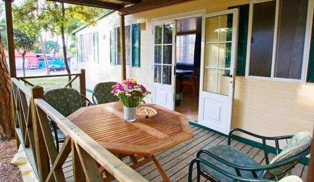 Mobile Homes Camping Biograd بيوغْغاد نا موغو المظهر الخارجي الصورة